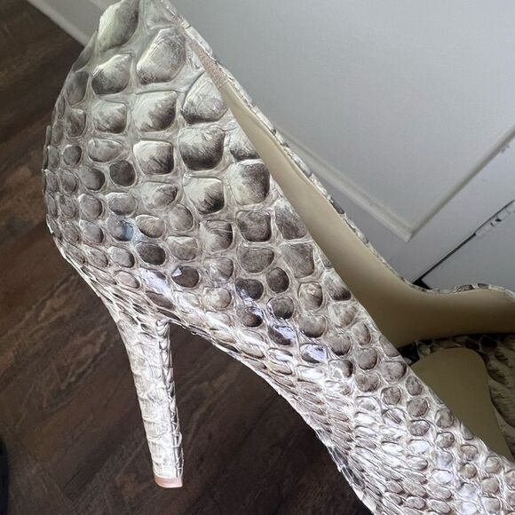 Alexandre Birman Black/Gray Snakeskin Peep Toe Heels Size 7.5 - Picture 7 of 16